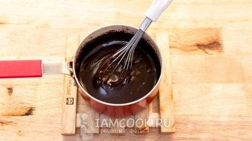 шоколадный соус на вареной сгущенке