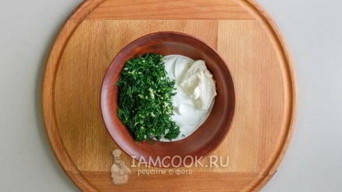 сметанно-чесночный соус