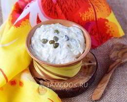 Соус с солеными огурцами