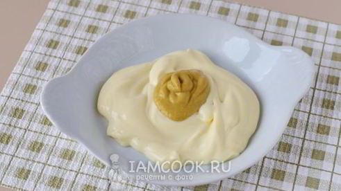 соус с солеными огурцами