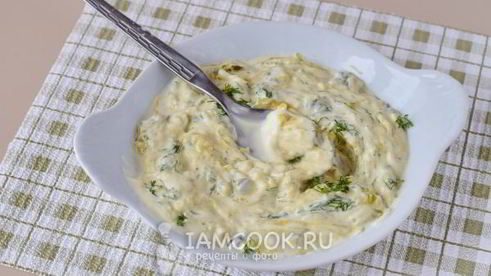 соус с солеными огурцами