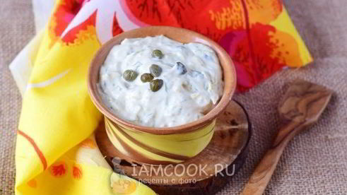 соус с солеными огурцами