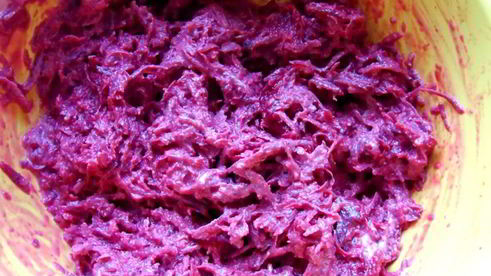 свекольный соус к мясу