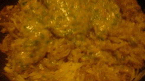 зеленый соус кисло-сладкий из алычи