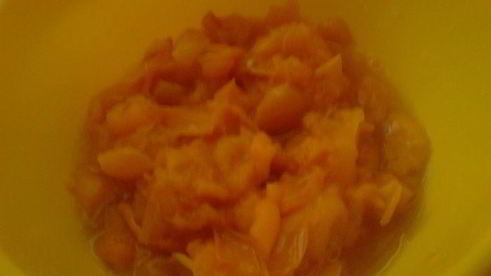 зеленый соус кисло-сладкий из алычи