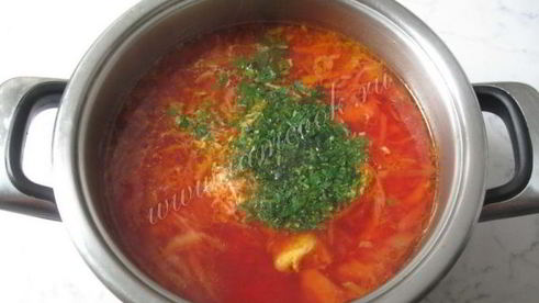 борщ на бульоне из свиных ребрышек