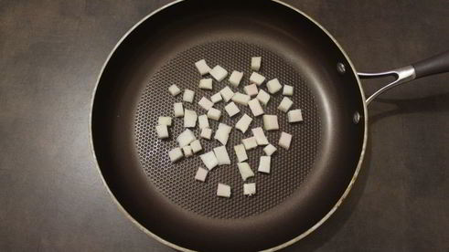 борщ на курином бульоне и сале