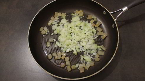 борщ на курином бульоне и сале