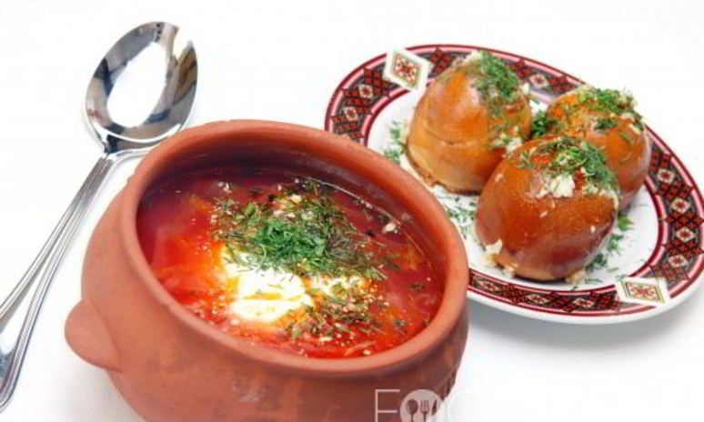 Рецепт борща с чесночными пампушками