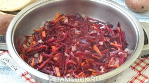 борщ с фасолью и черносливом