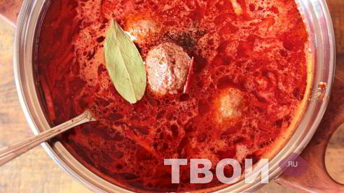 борщ с фрикадельками