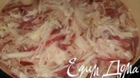 борщ с грибами и стручковой фасолью