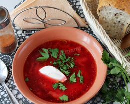 Борщ с кислой капустой и свеклой