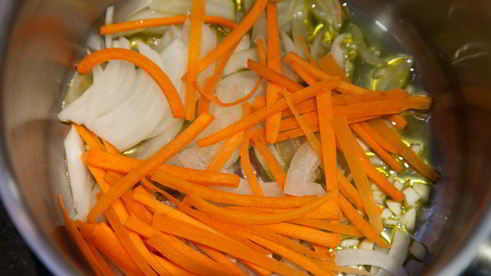 борщ с копченой скумбрией