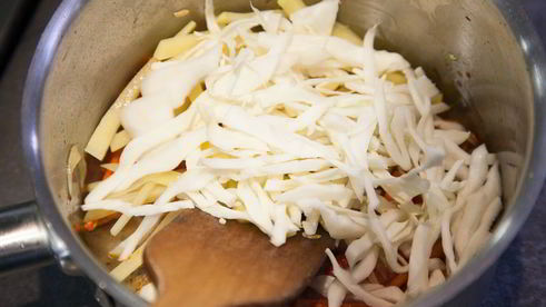 борщ с копченой скумбрией