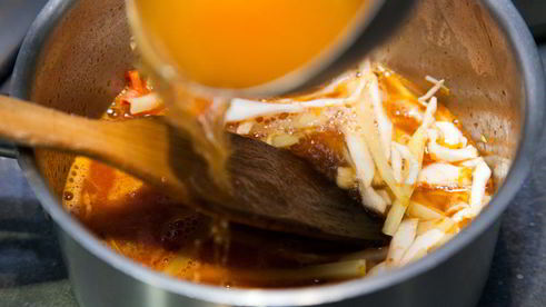 борщ с копченой скумбрией