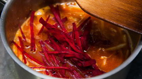 борщ с копченой скумбрией