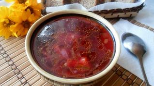 Борщ со свекольной ботвой