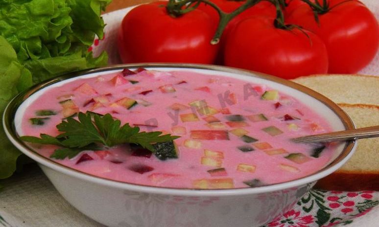 Рецепт холодного борща иза маринованного свекл с колбасоя