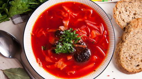 постный борщ с черносливом