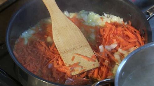 зеленый борщ из щавеля