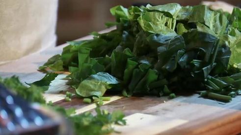 зеленый борщ из щавеля