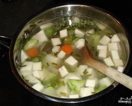 Бульон с сельдереем