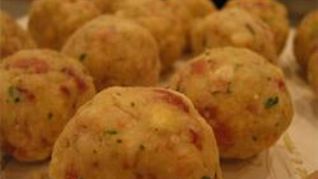 Канедерли с бульоном