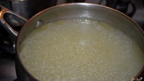 суп на мясном бульоне