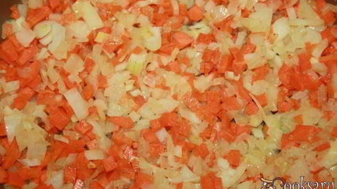 запеченная говядина в вине и курином бульоне