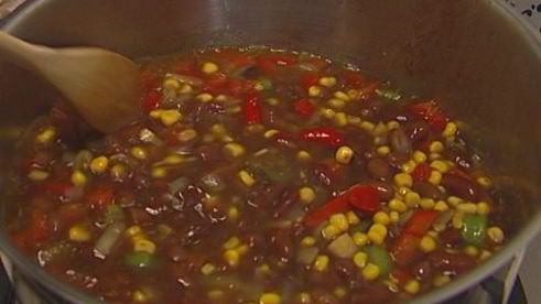 фасолевый суп с перцем и кукурузой