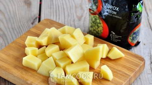 гороховый суп с охотничьими колбасками