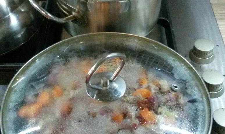 Рецепт густого горохового супа с куриными желудочками