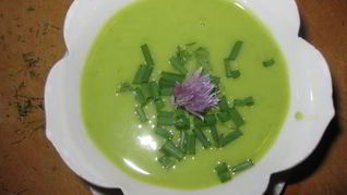 Суп из молодого гороха