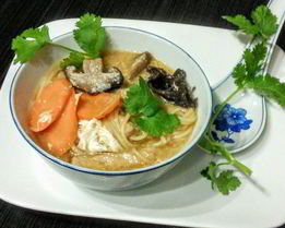 Китайский остро-кислый суп