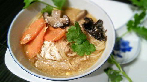 китайский остро-кислый суп