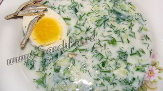 Окрошка на кефире со снетками