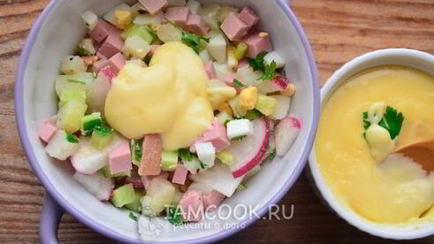 окрошка на майонезе с колбасой