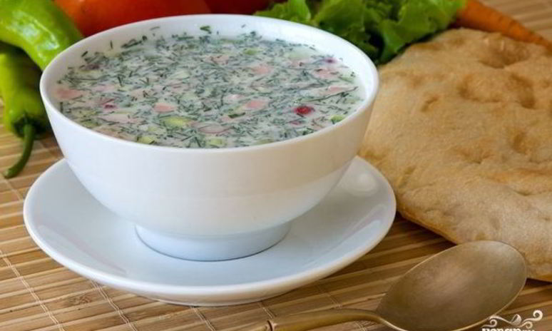 Рецепт окрошки с копченой колбасой