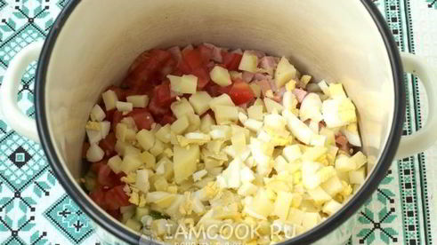 окрошка с помидорами на сыворотке