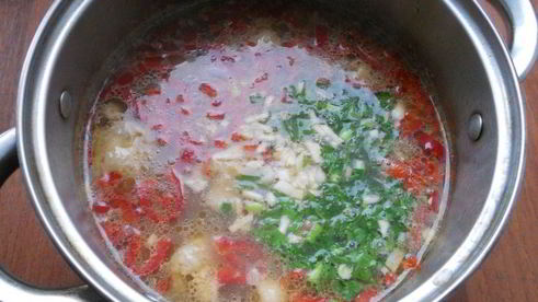 острый суп в азиатском стиле