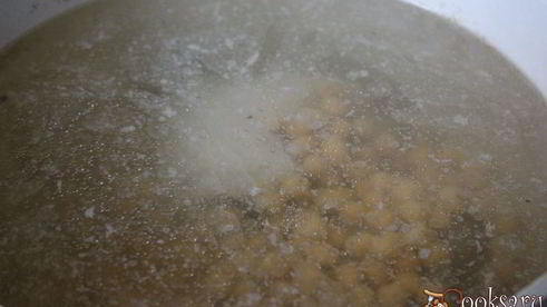 куриный суп с нутом и овощами