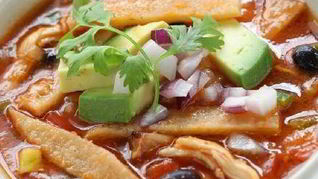 Легкий куриный суп с овощами