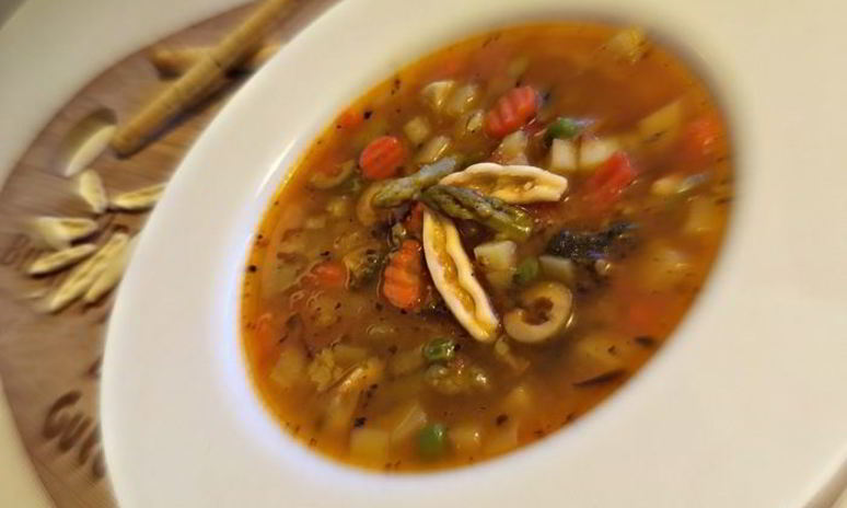 Рецепт минестроне со спаржей и артишоками