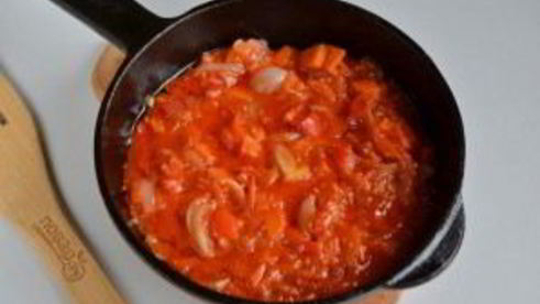 наваристый суп с фрикадельками и овощами