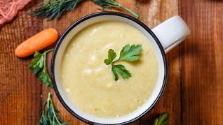 Овощной крем-суп с козьим сыром