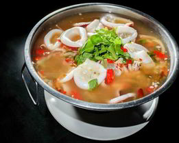 Овощной суп с кальмарами