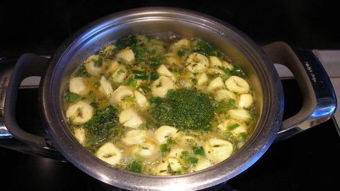 суп овощной с тортеллини