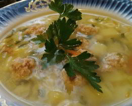 Суп с куриными фрикадельками и овощами
