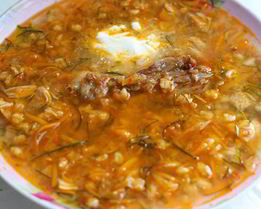 Рассольник с перловкой в мультиварке